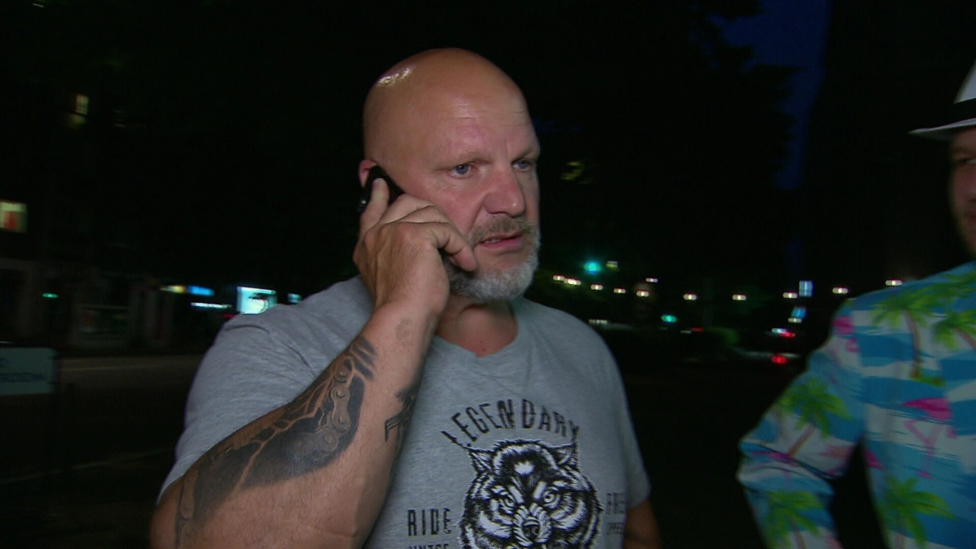 Berlin Tag Und Nacht Wer Ist Gestorben Schock: Joe erfährt, dass sein Vater gestorben ist (Video) - Berlin