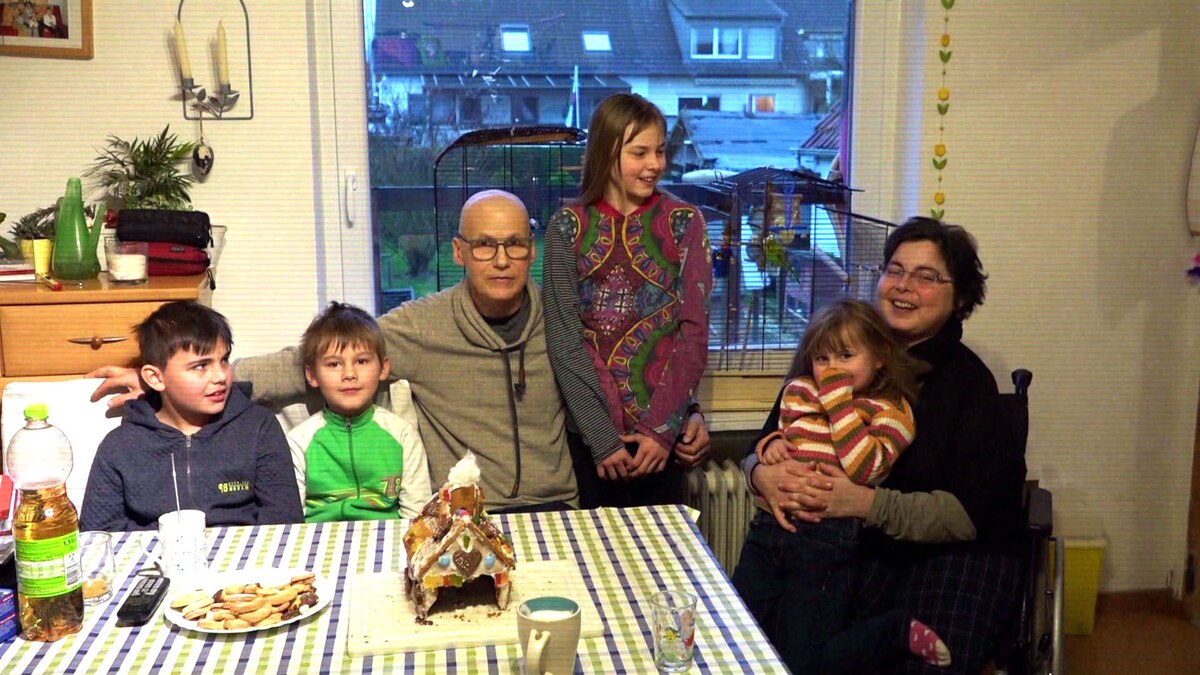 Ein Schicksalsschlag Folgt Dem Nachsten Video Zuhause Im Gluck