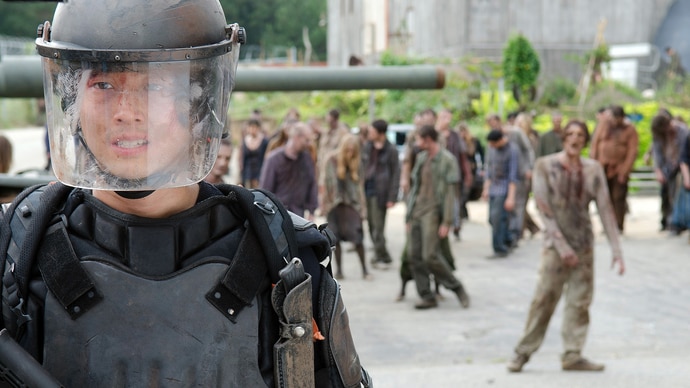 The Walking Dead - Staffel 4 - Folge 10 - Neben dem Gleis - Glenn