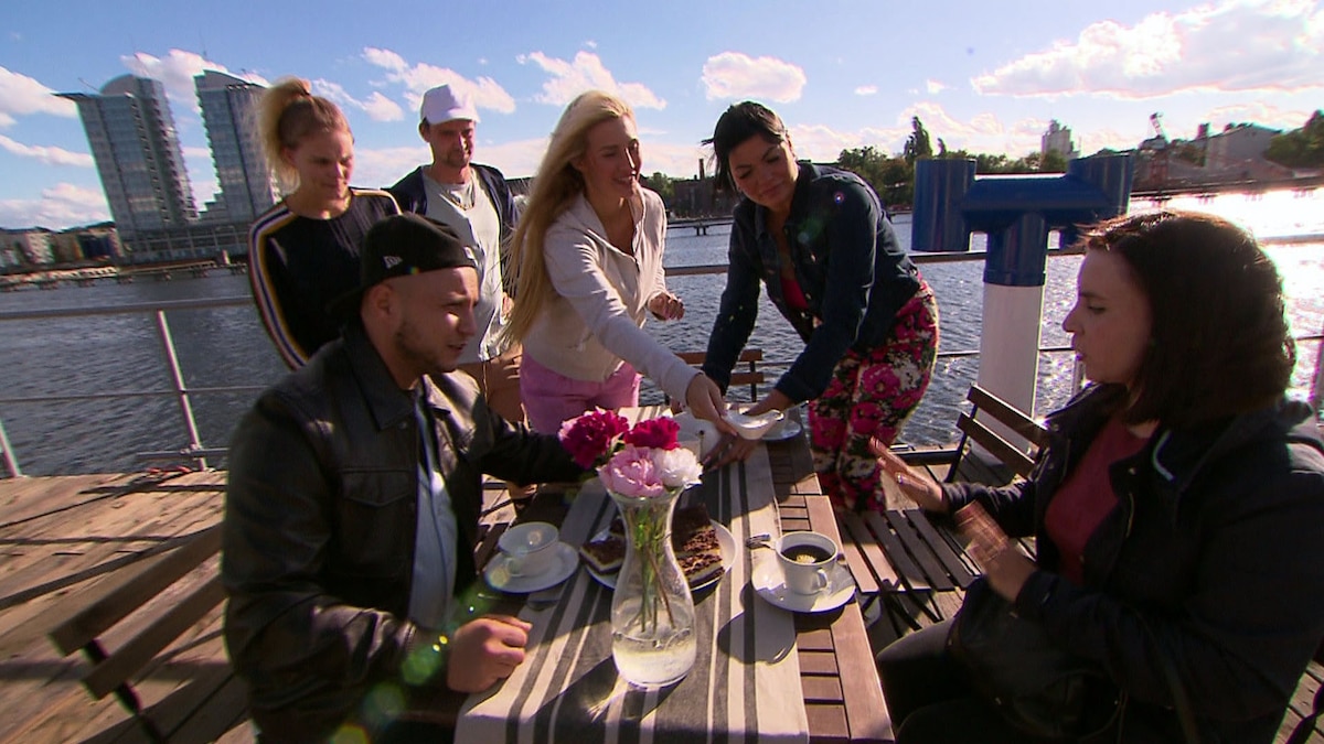 Hausboot Von Berlin Tag Und Nacht Das Jugendamt ist auf dem Hausboot (Video) - Berlin - Tag & Nacht - RTLZWEI