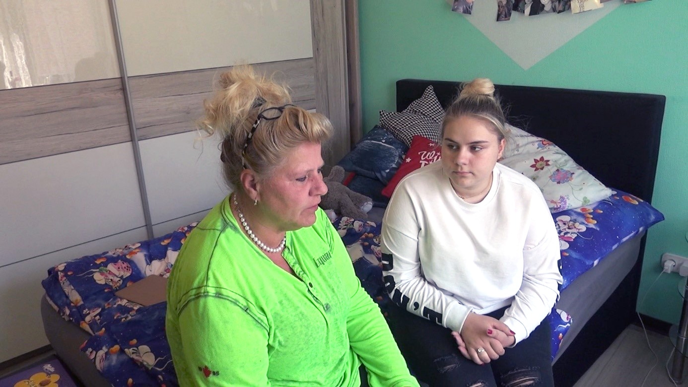 Estefania auf dem Weg der Besserung - Die Wollnys - Eine schrecklich große  Familie - RTLZWEI