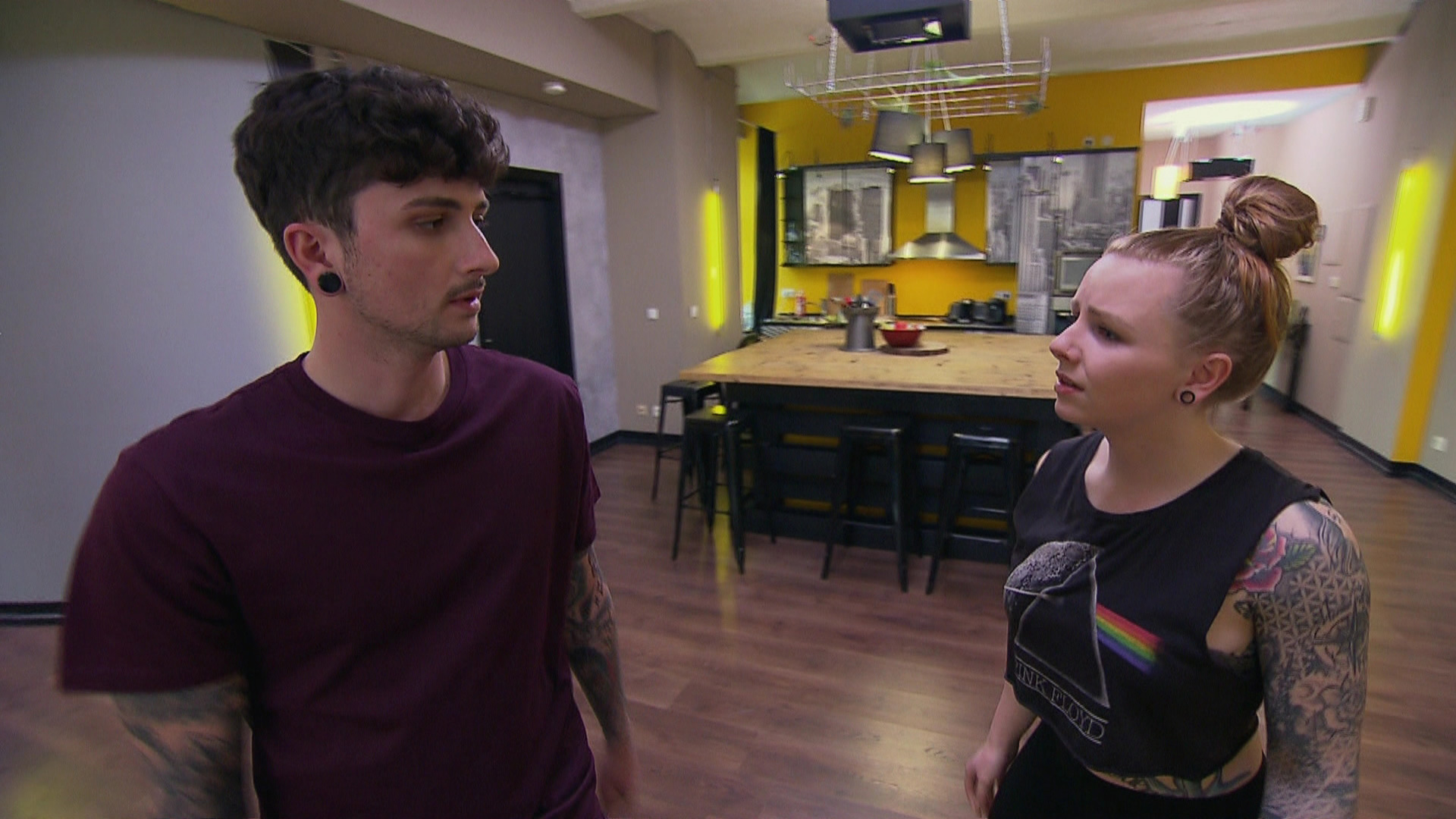 Jannes Und Emmi Zoffen Sich Video Berlin Tag Nacht Rtlzwei