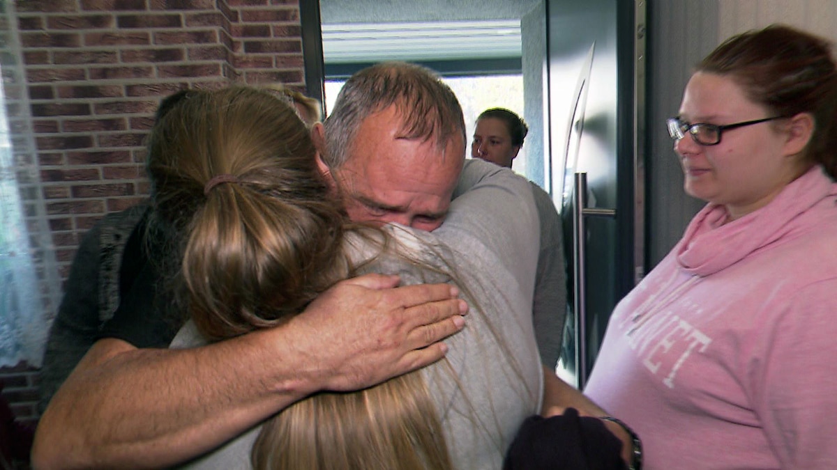 Harald ist endlich zurück (Video) - Die Wollnys - Eine schrecklich große  Familie - RTLZWEI