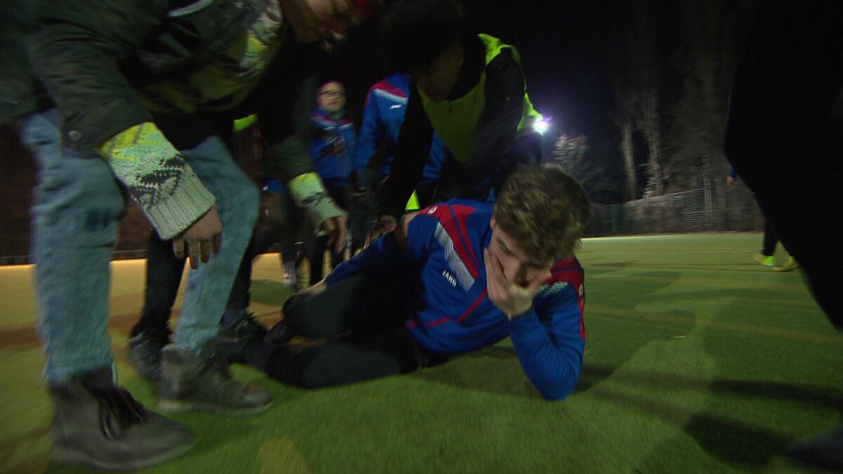 Berlin Tag Und Nacht Pascal Kommt Zurück Pascal bangt erneut um seinen Fußball-Traum (Video) - Berlin - Tag