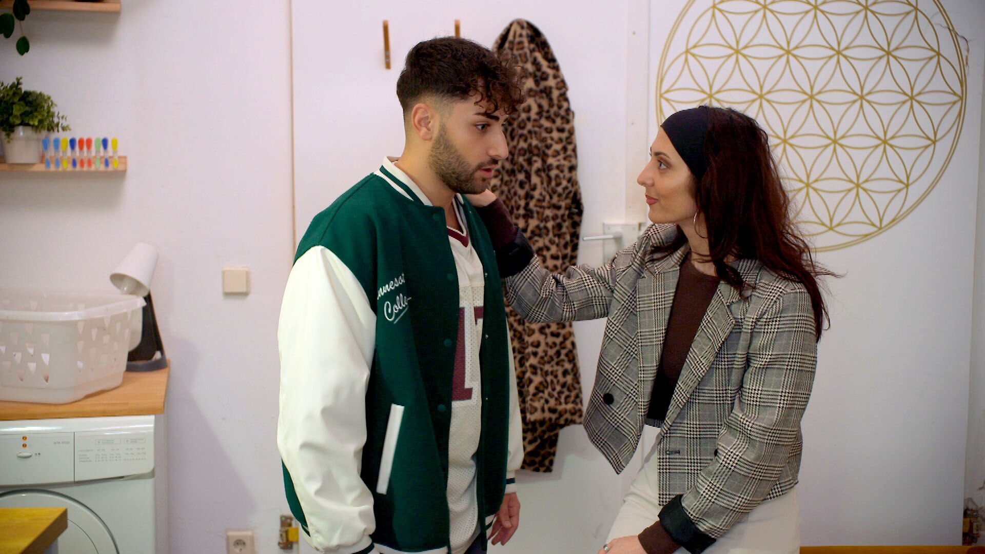 Berlin - Tag & Nacht - Freundschaftsdienst