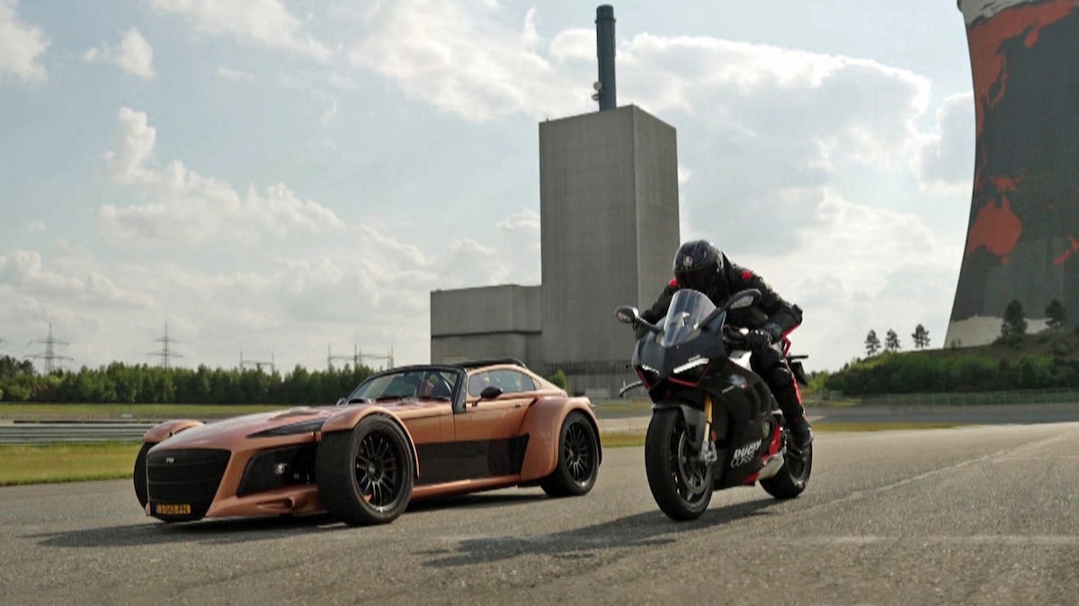 Meldung GRIP Das Motormagazin „Auto vs. Motorrad Duell der