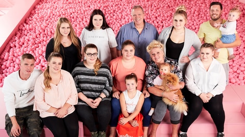 oben v.li. Loredana, Lavinia, Harald, Estefania, Flo, Anastasia
unten v.li.: Peter, Sarafina, Calantha, Silvana, Celina, Silvia, Sarah Jane