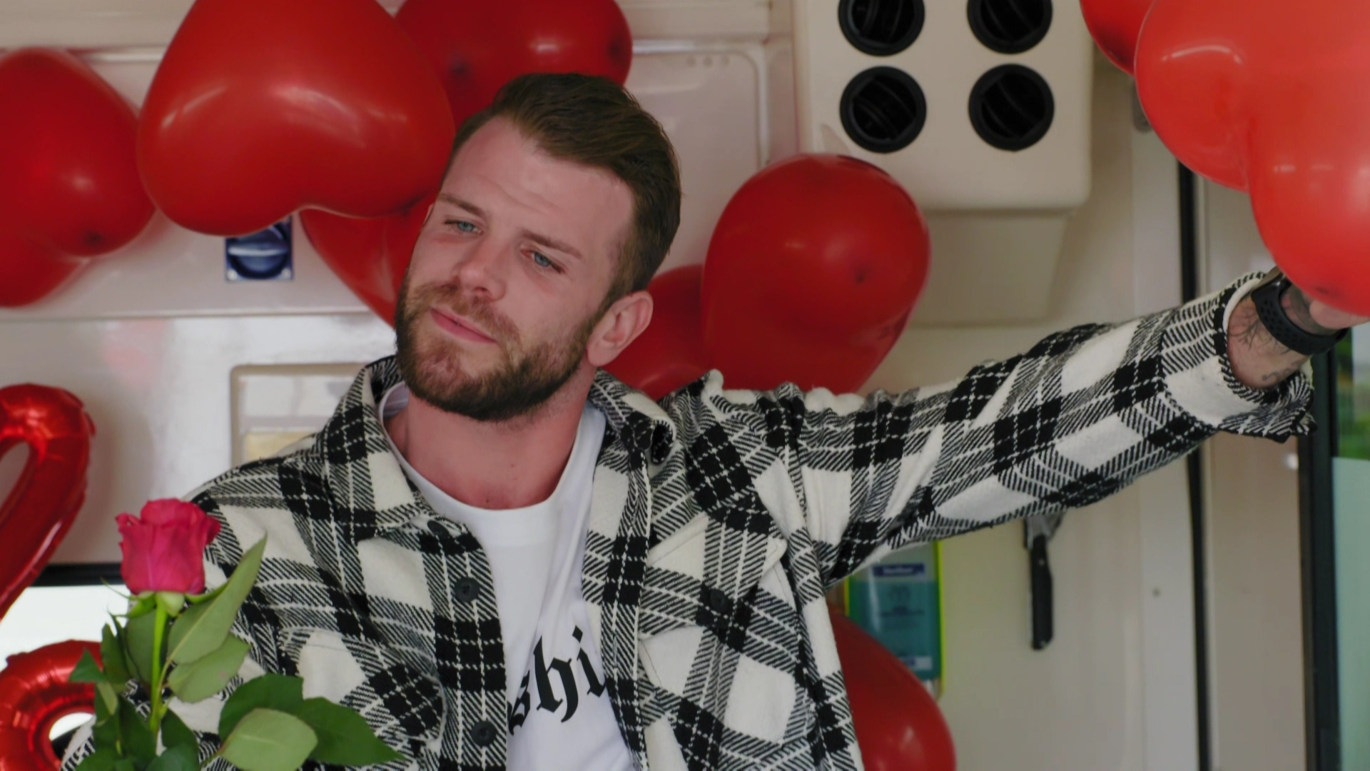 Olli hat für Ava eine romantische Überraschung vorbereitet (Video ... Olli hat für Ava eine romantische Überraschung vorbereitet (Video ...