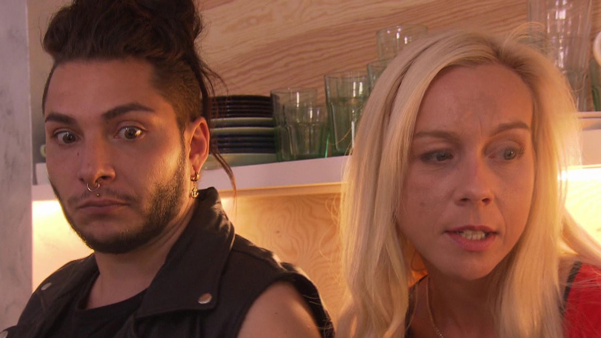 Peggy und Rick reden auf Paula ein (Video) Berlin Tag & Nacht RTLZWEI Peggy und Rick reden auf Paula ein (Video) Berlin Tag & Nacht RTLZWEI