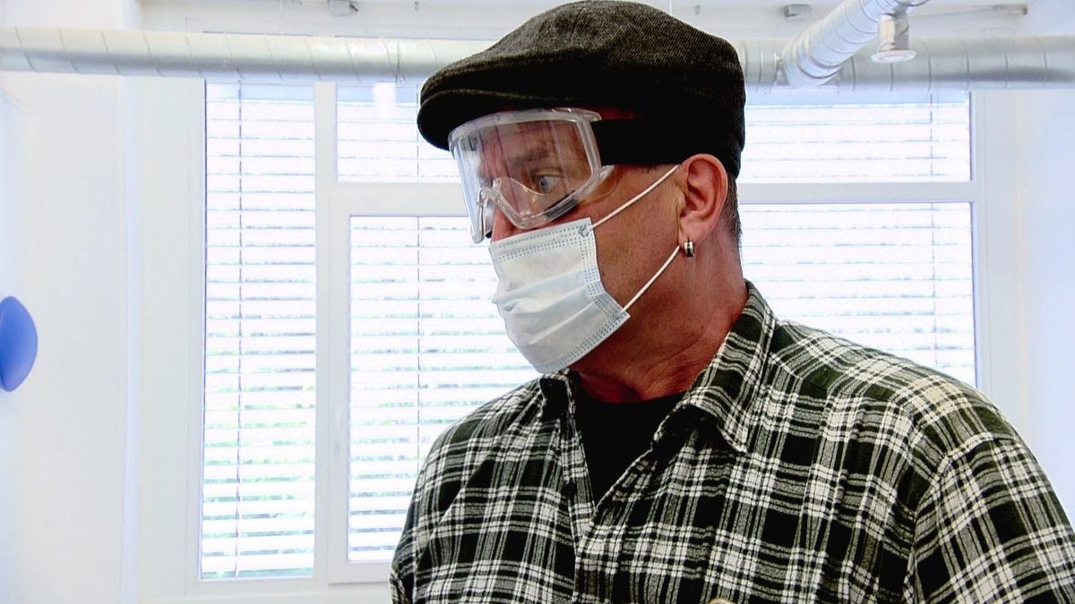 Schimmel-Alarm in der Schule! (Video) - Krass Schule - Die jungen ...