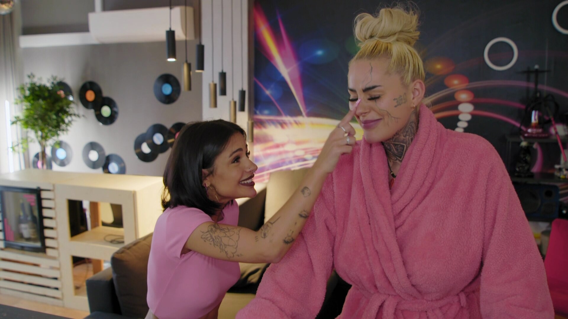 Wie Geht Es Bei Köln 50667 Weiter Wie geht es weiter mit Barbie und Jan? (Video) - Köln 50667 - RTLZWEI