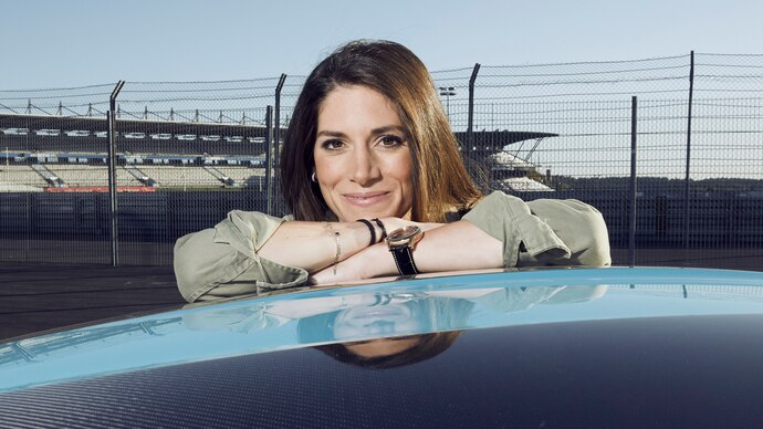 Cyndie Allemann von "GRIP - Das Motormagazin" bei RTLZWEI