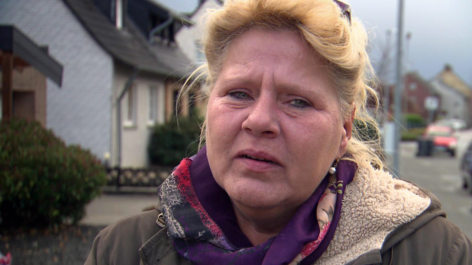 Silvia in Tränen (Video) - Die Wollnys - Eine schrecklich große Familie - RTLZWEI