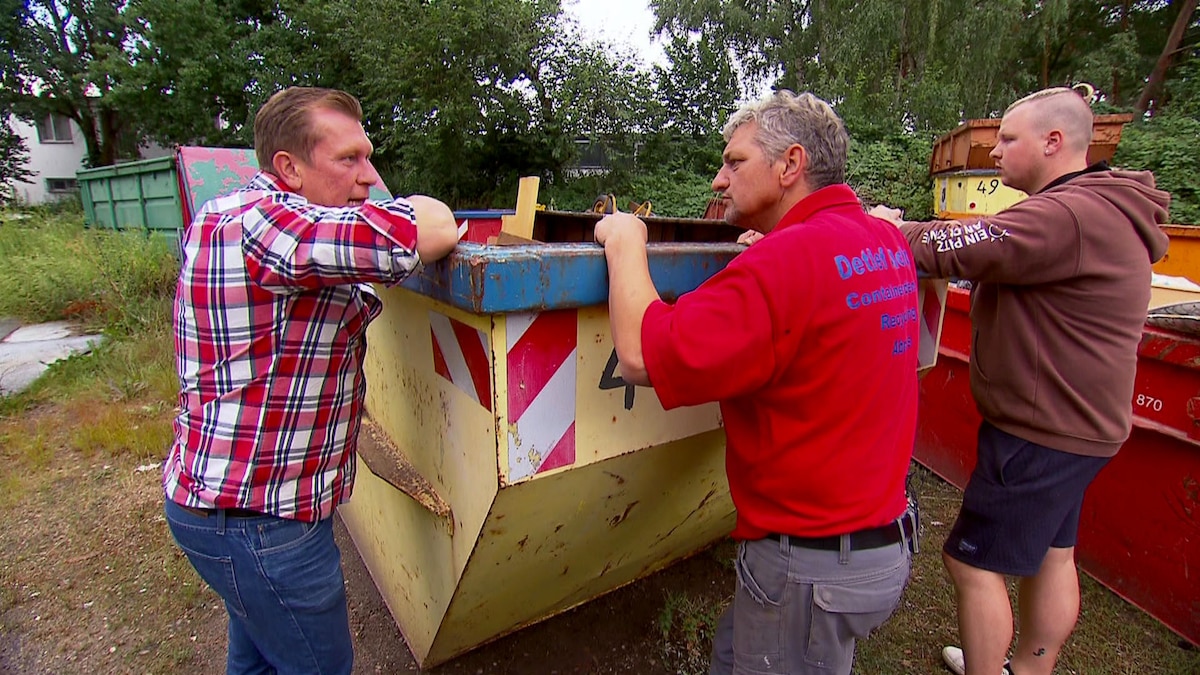 Mauro und Otto bei Detlef Der Trödeltrupp Das Geld liegt im Keller RTLZWEI