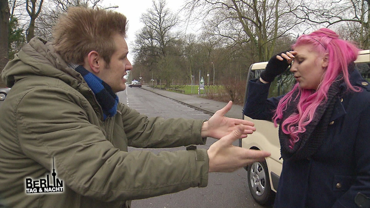 Wie Alt Ist Paula Von Berlin Tag Und Nacht Fluchthelferin Paula (Video) - Berlin - Tag & Nacht - RTLZWEI