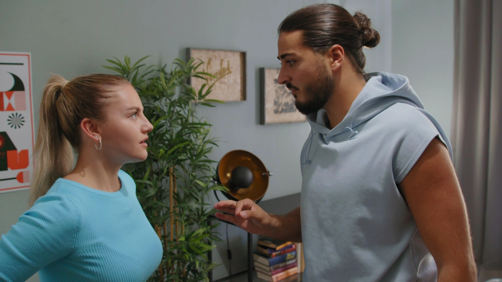 Mesut zieht endgültig aus! (Video) Köln 50667 RTLZWEI