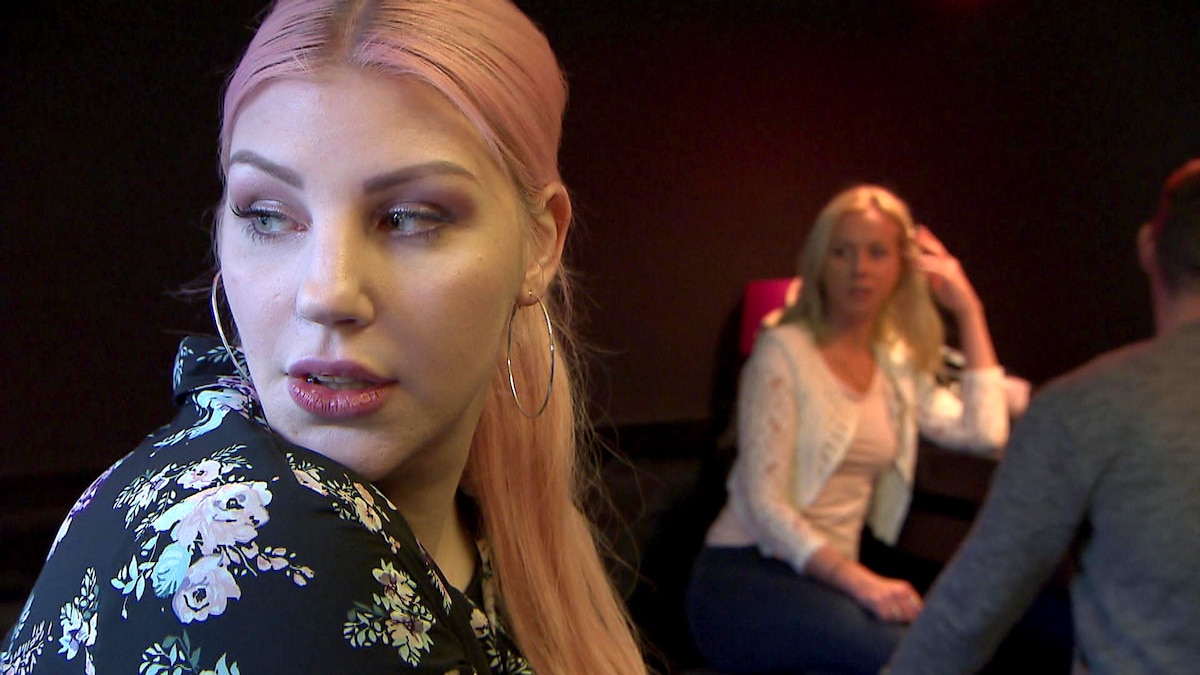 Wie Alt Ist Paula Von Berlin Tag Und Nacht Paula auf Männerjagd (Video) - Berlin - Tag & Nacht - RTLZWEI