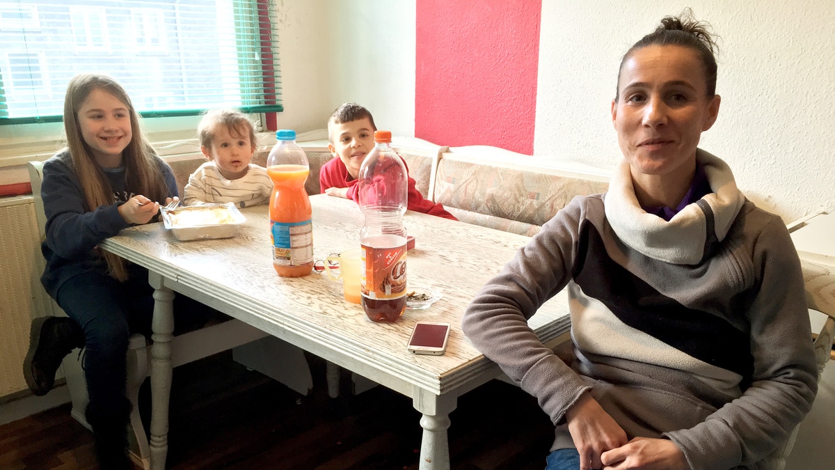 Hartz Und Herzlich Duisburg