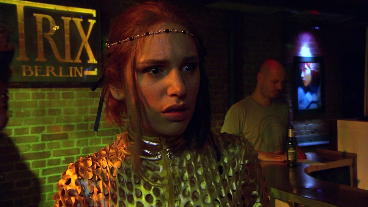 Milla prügelt Piet! (Video) Berlin Tag