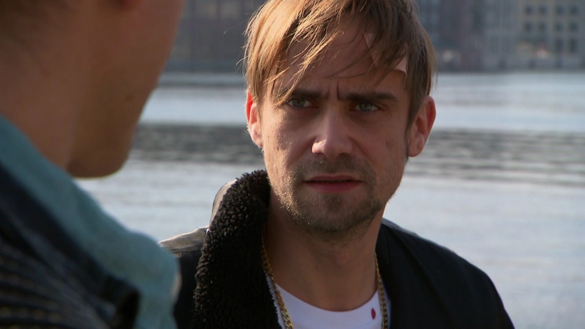 Schmidti erzählt André, dass er sterben wird (Video) - Berlin - Tag & Nacht  - RTLZWEI