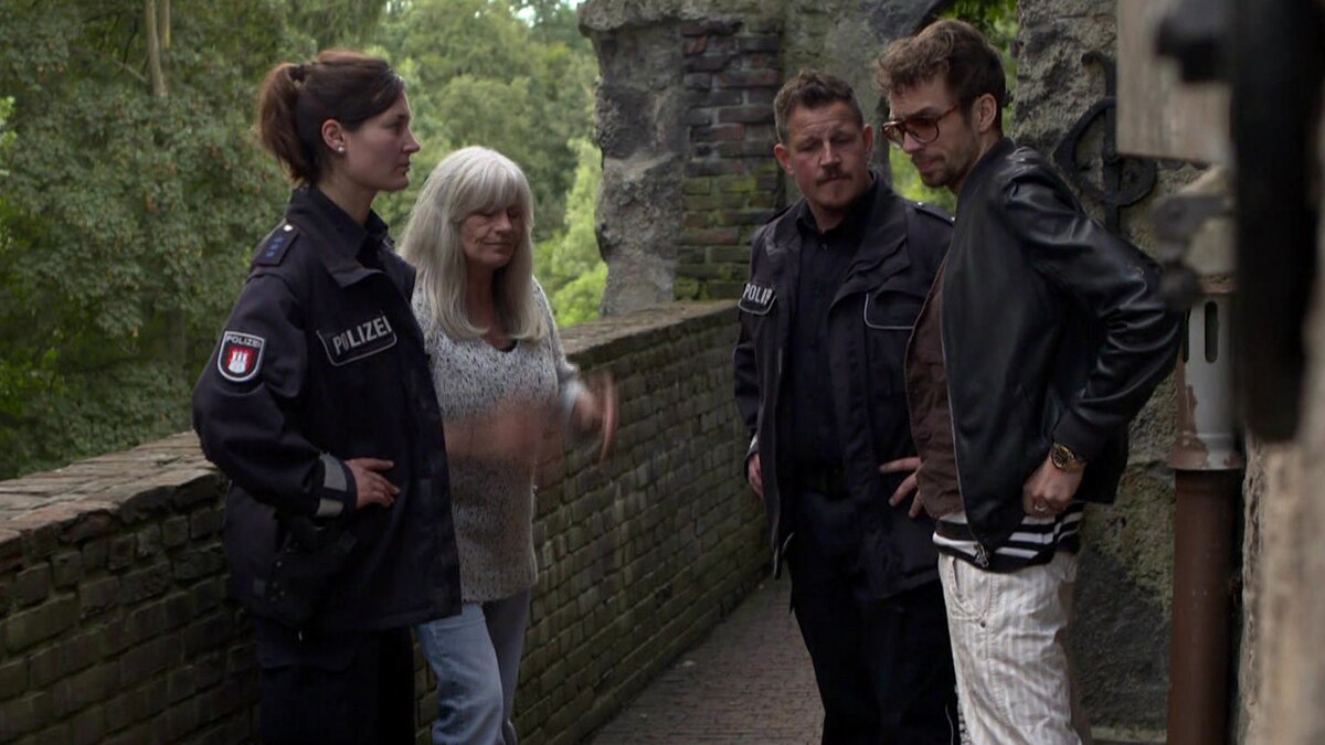 Polizei Am Tatort Video Rtlzwei