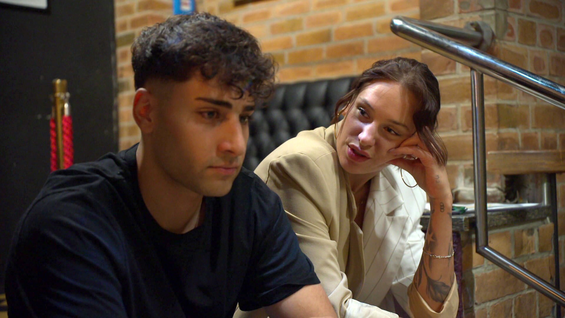 Hinter der Fassade - Berlin - Tag & Nacht - RTLZWEI