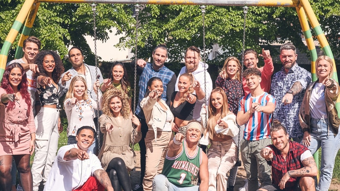 Bei der Clique aus Köln 50667 bei RTL 2 gibt es immer etwas zu erleben, ob Liebe, Spaß, Intrigen oder Partys.