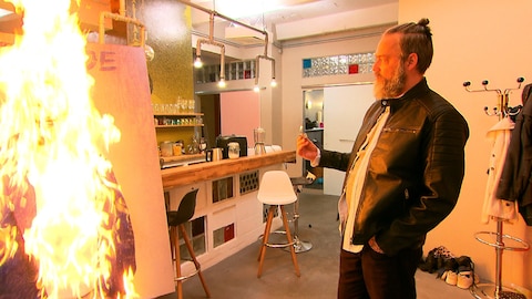 berlin-tag-und-nacht-2228-theo-brandstiftung (1).jpg