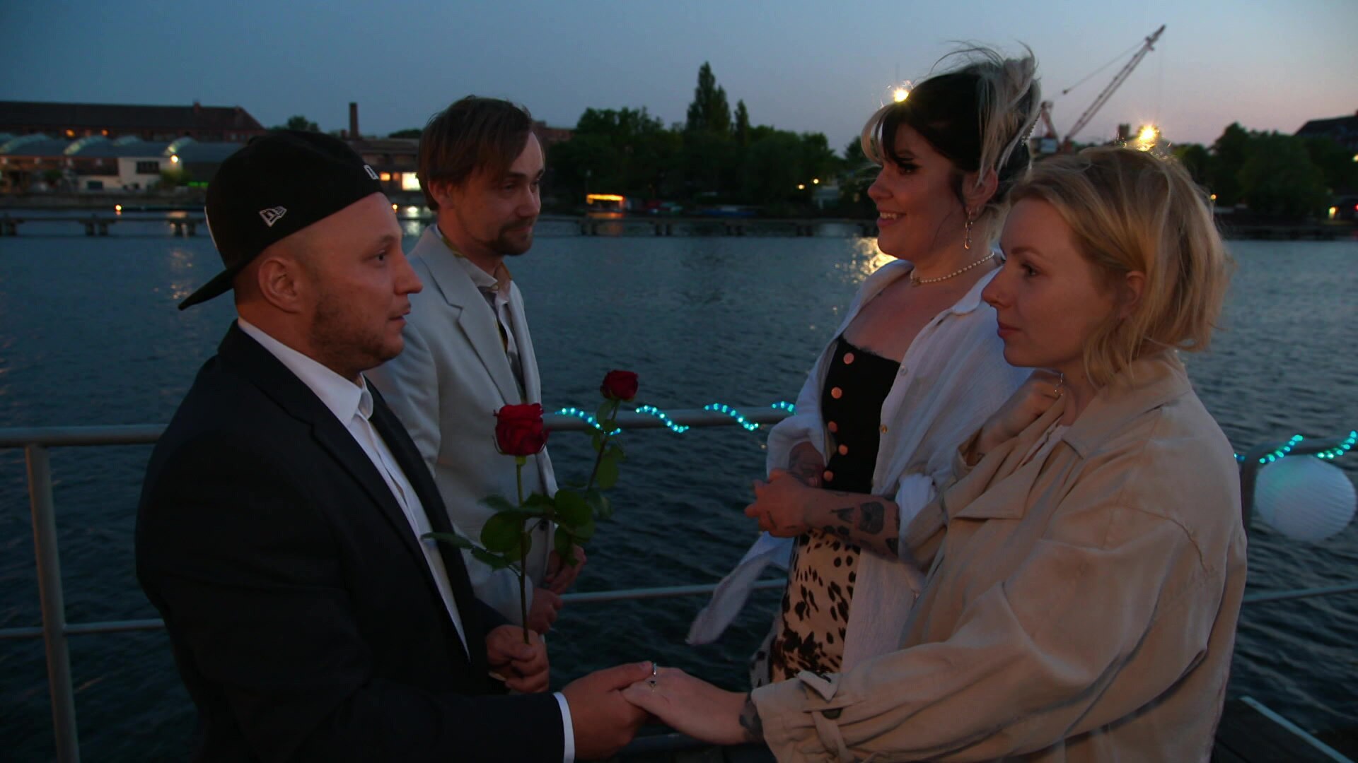 Hausboot Von Berlin Tag Und Nacht Doppelverlobung auf dem Hausboot? (Video) - Berlin - Tag & Nacht - RTLZWEI