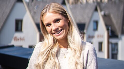 Cleo Meister (Alena Nolte)