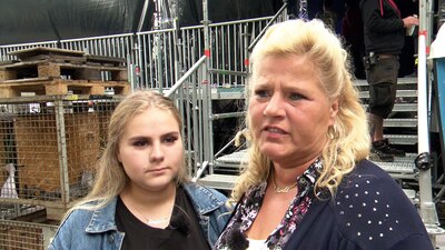 Die Wollnys - Eine schrecklich große Familie! - Silvia & Estefania - Der große Auftritt
