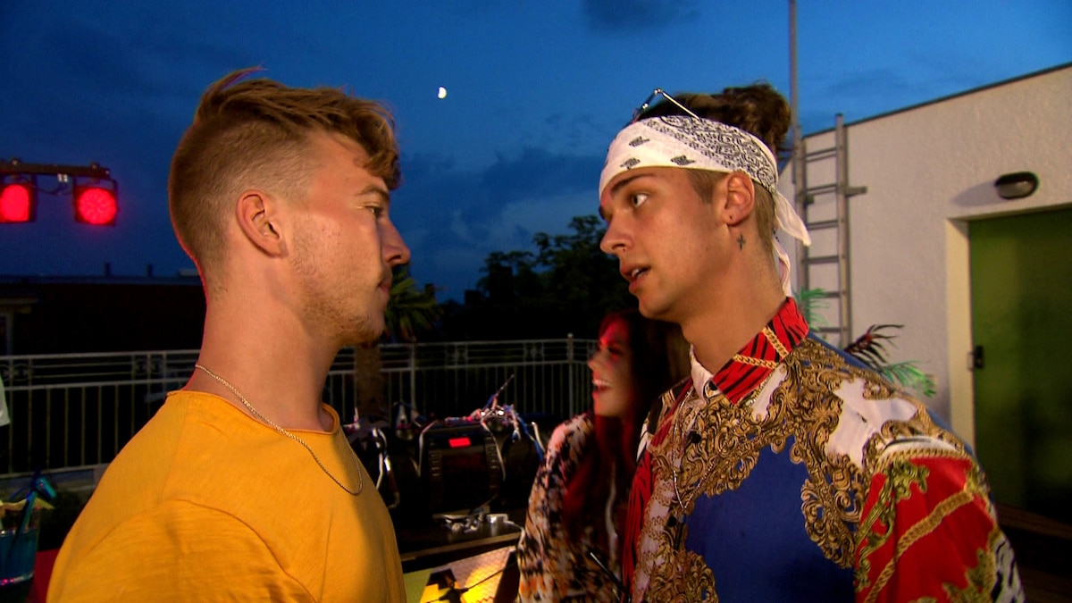 Berlin - Tag Und Nacht Connor Stirbt Connor ist eifersüchtig wegen Nik und Toni (Video) - Berlin - Tag