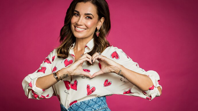 Jana Ina Zarrella ist die Moderatorin der RTL II Sendung "Love Island - Heiße Flirts & wahre Liebe"