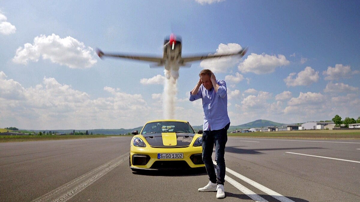 Det sucht Kleinwagenklassiker Auto vs. Flugzeug Lutz & Jens Die