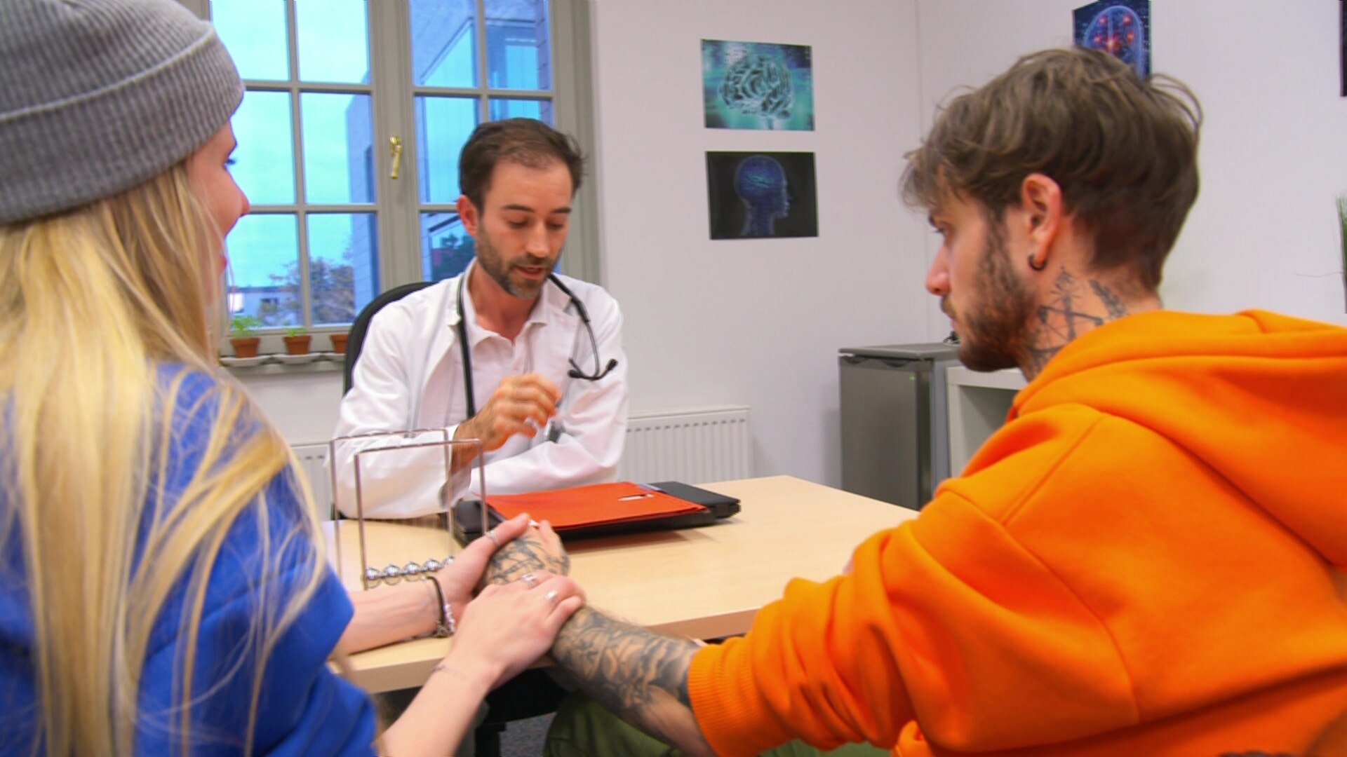 Berlin Tag Und Nacht App Für Pc Kann Leif bald wieder laufen? (Video) - Berlin - Tag & Nacht - RTLZWEI