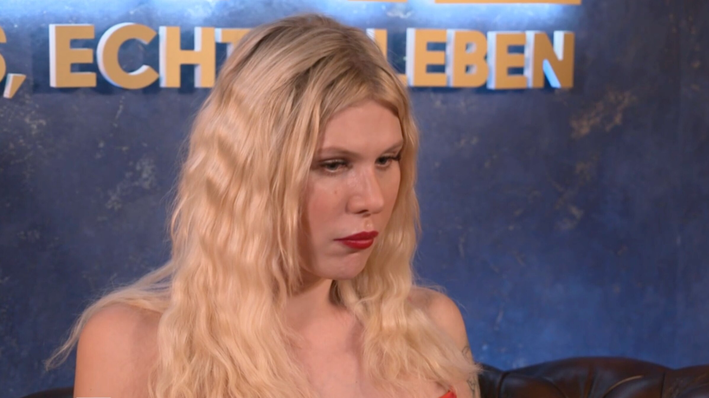 Arielle packt aus! (Video) BREAL Echte Promis, echtes Leben RTLZWEI