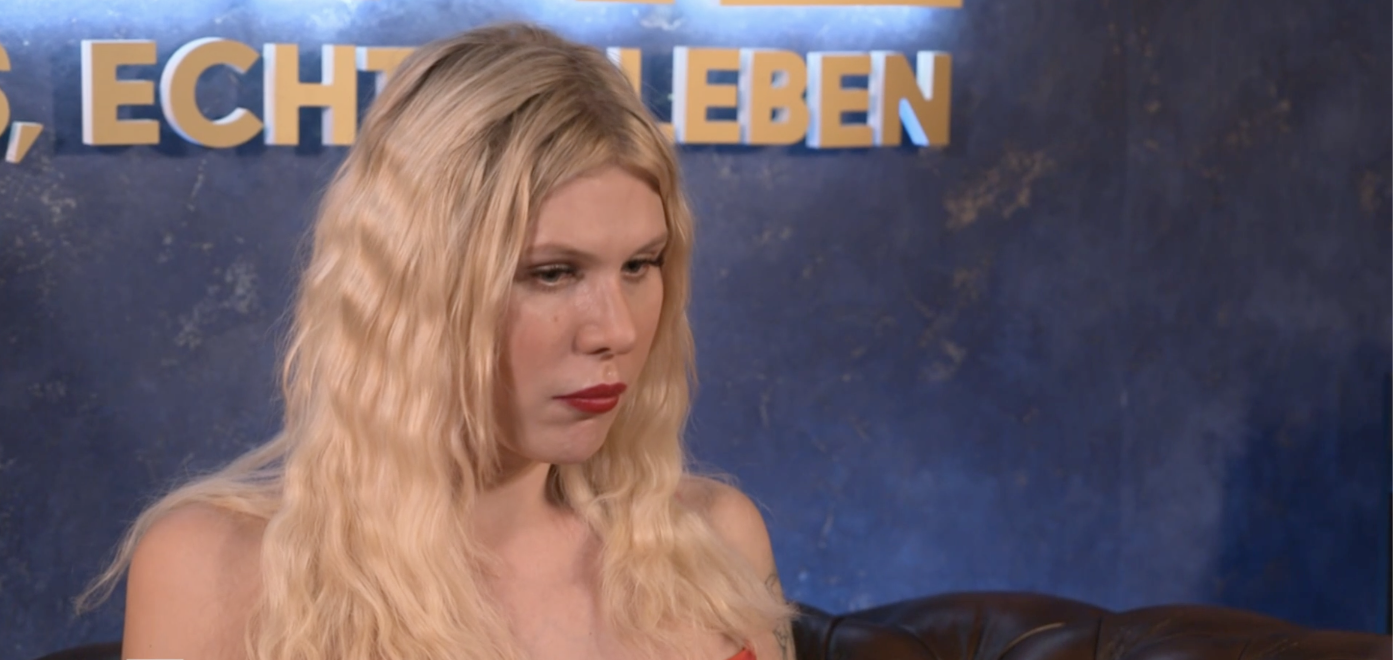 Arielle packt aus! (Video) BREAL Echte Promis, echtes Leben RTLZWEI