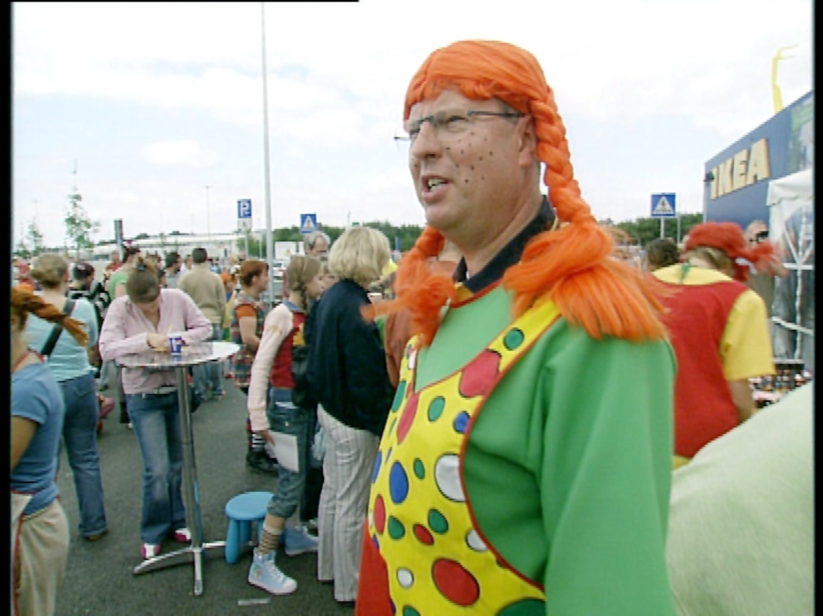 Schraube locker, Brett vorm Kopf Deutsche im Möbelfieber EXKLUSIV DIE REPORTAGE RTLZWEI