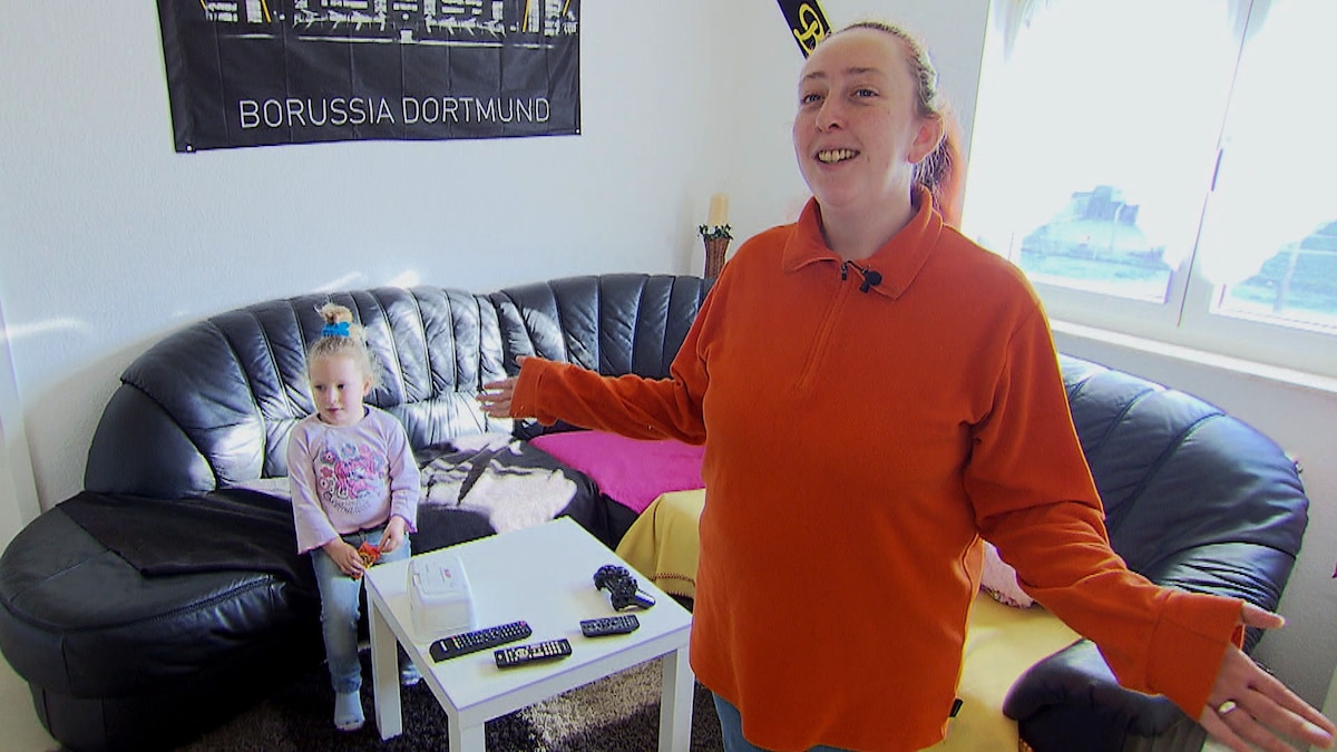 Zurück in den BenzBaracken Hartz und herzlich Tag für Tag RTLZWEI