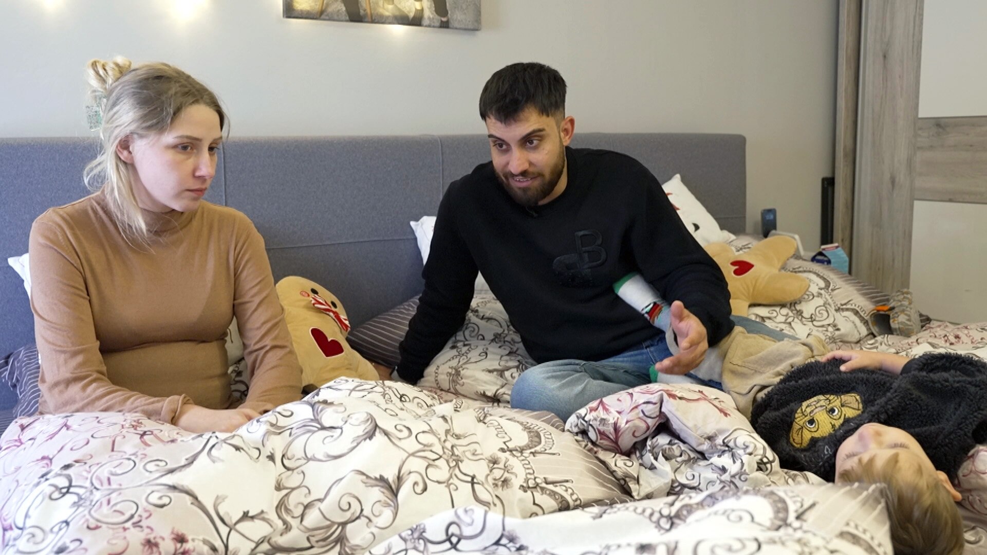 Alle Infos zu Sendezeiten & Folgen - Die Wollnys - Eine schrecklich große  Familie - RTLZWEI