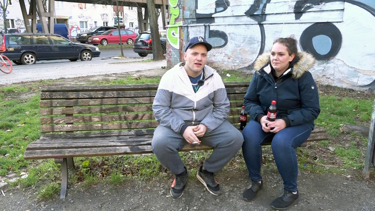Freundschaften Hartz und herzlich Tag für Tag RTLZWEI Freundschaften Hartz und herzlich Tag für Tag RTLZWEI