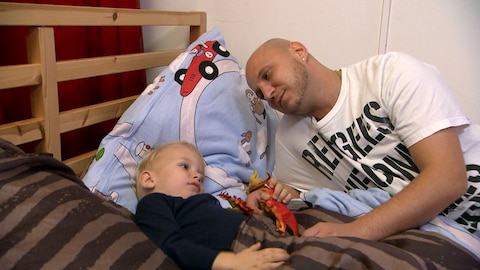 Vier Serien-Kinder erblickten in 15 Jahren das Licht der Welt. Hier: Ben-Daniel von Miri und Krätze