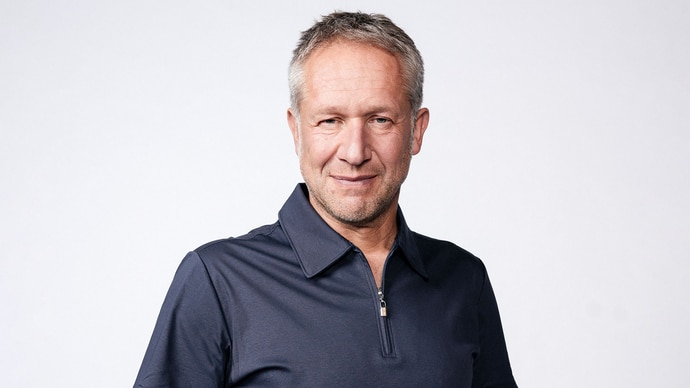 Niki Schelle
