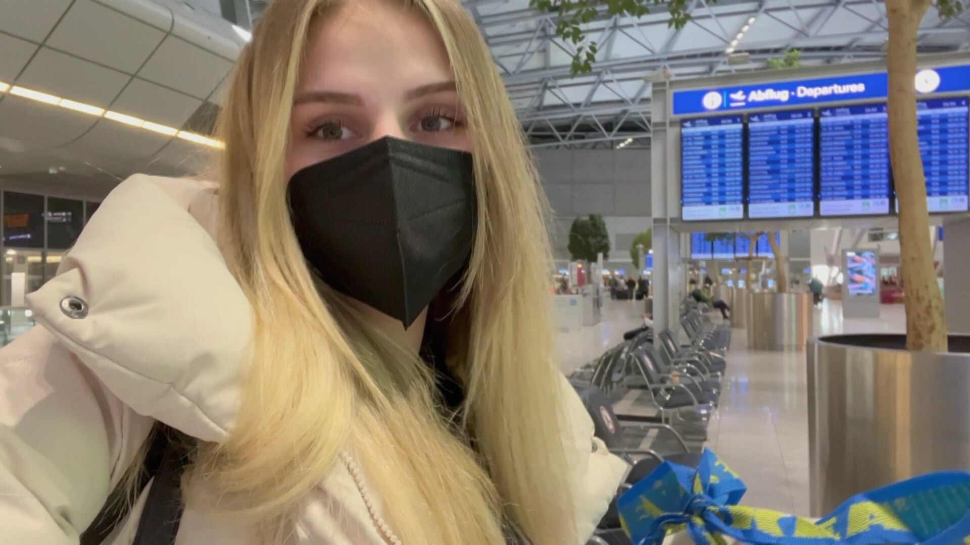 Loredana hat ein schweres Thema im Gepäck (Video) - Die Wollnys - Eine  schrecklich große Familie - RTLZWEI