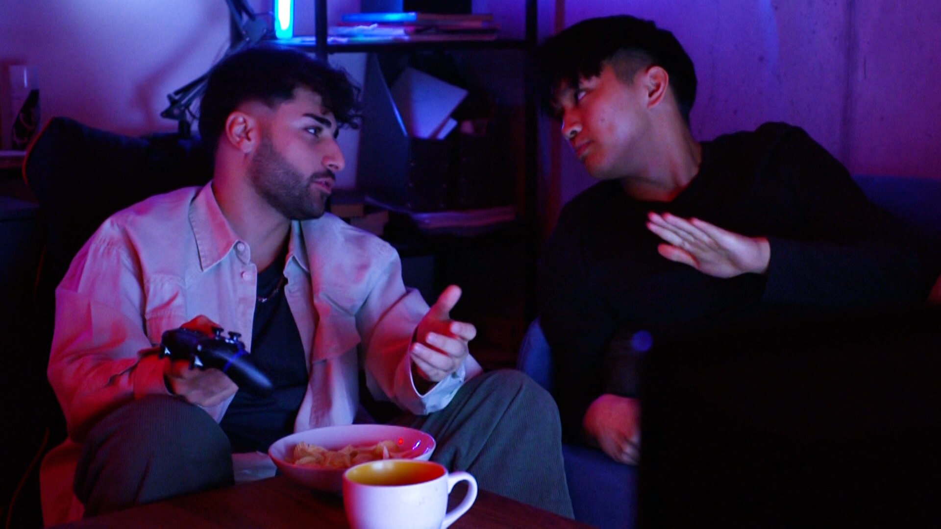Joes WG zerbricht! (Video) - Berlin - Tag & Nacht - RTLZWEI