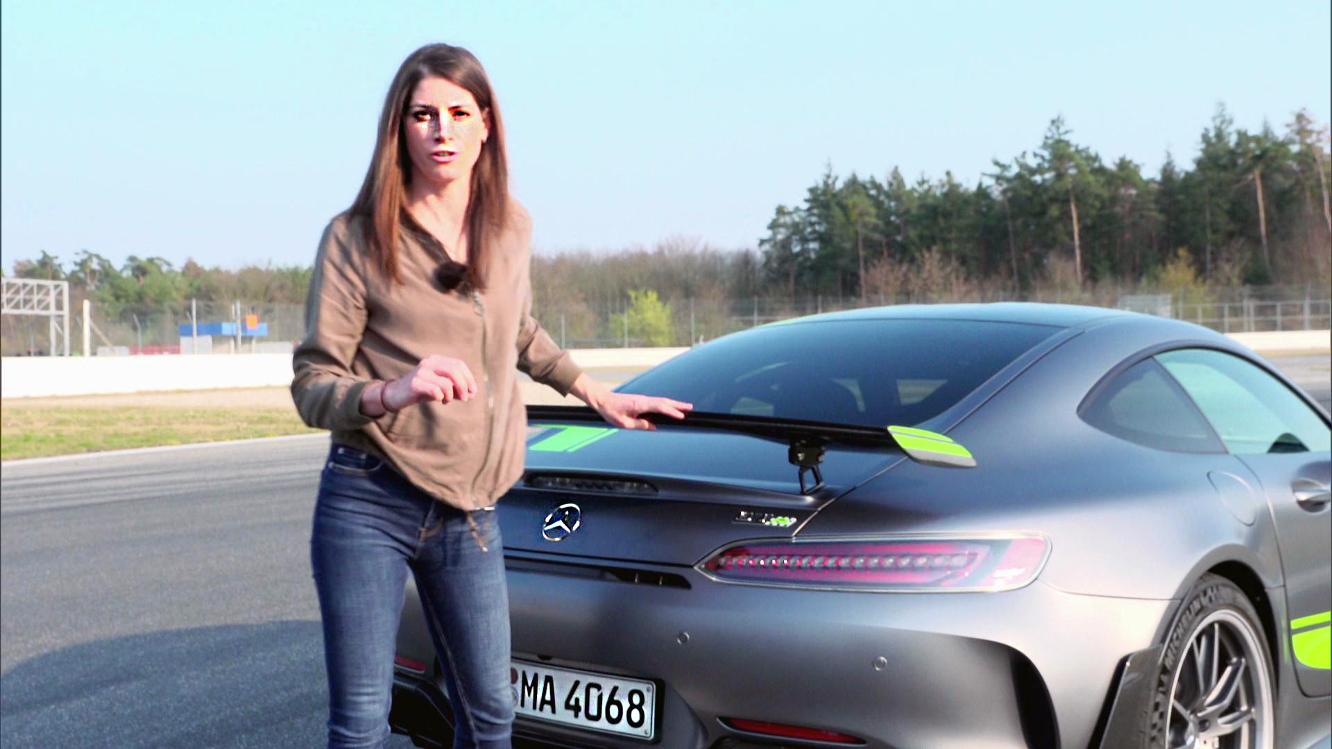 Der Neue Mercedes Amg Gt R Folge 476 Video Grip Das Motormagazin Rtlzwei