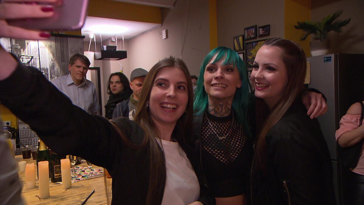 Erfolgloses Gespräch (Video) Berlin Tag & Nacht RTLZWEI