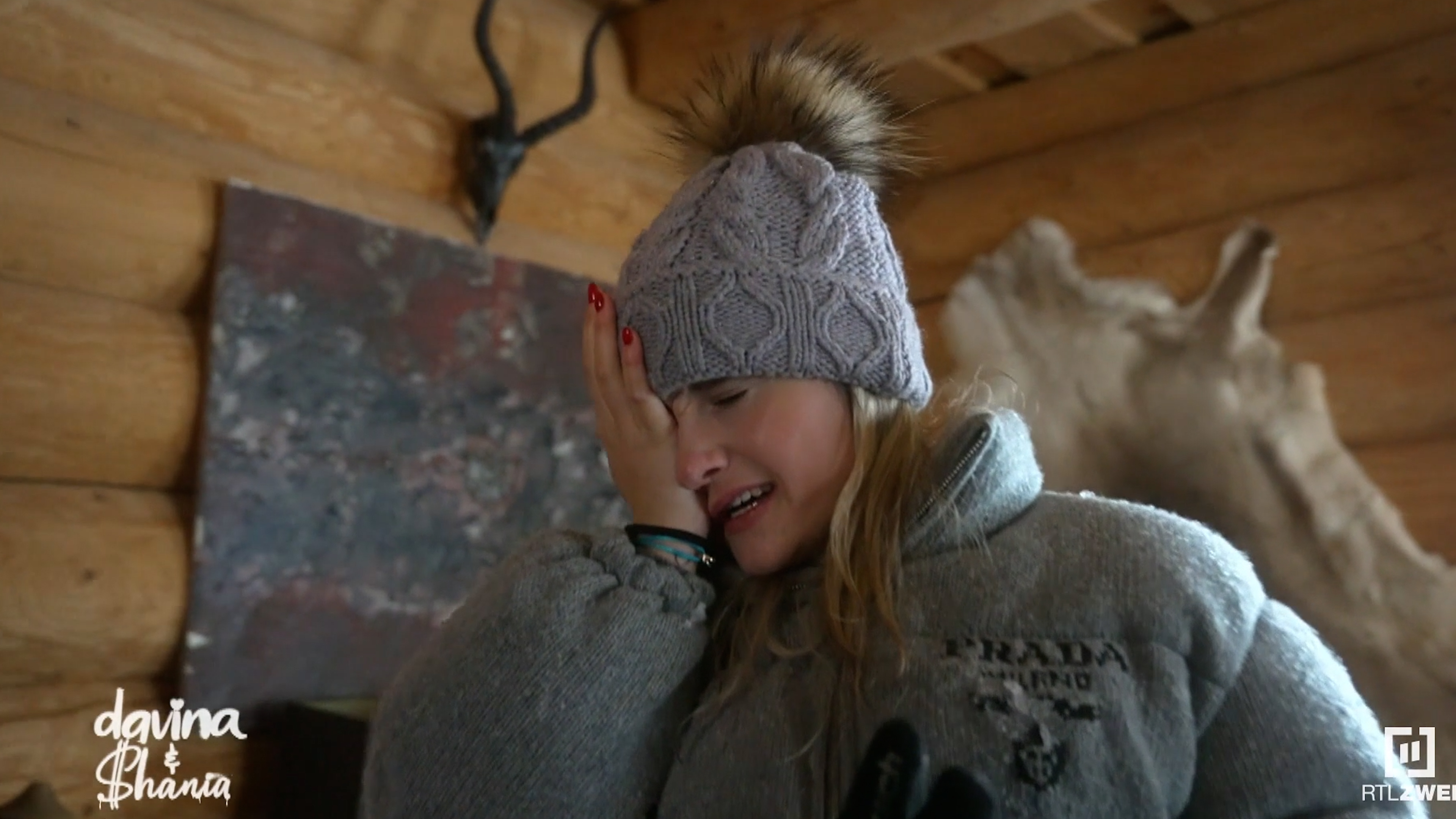 Schnee-Action in Valberg! Davina Geiss wird hart getroffen! (Video) - Davina & Shania - We Love Monaco - RTLZWEI